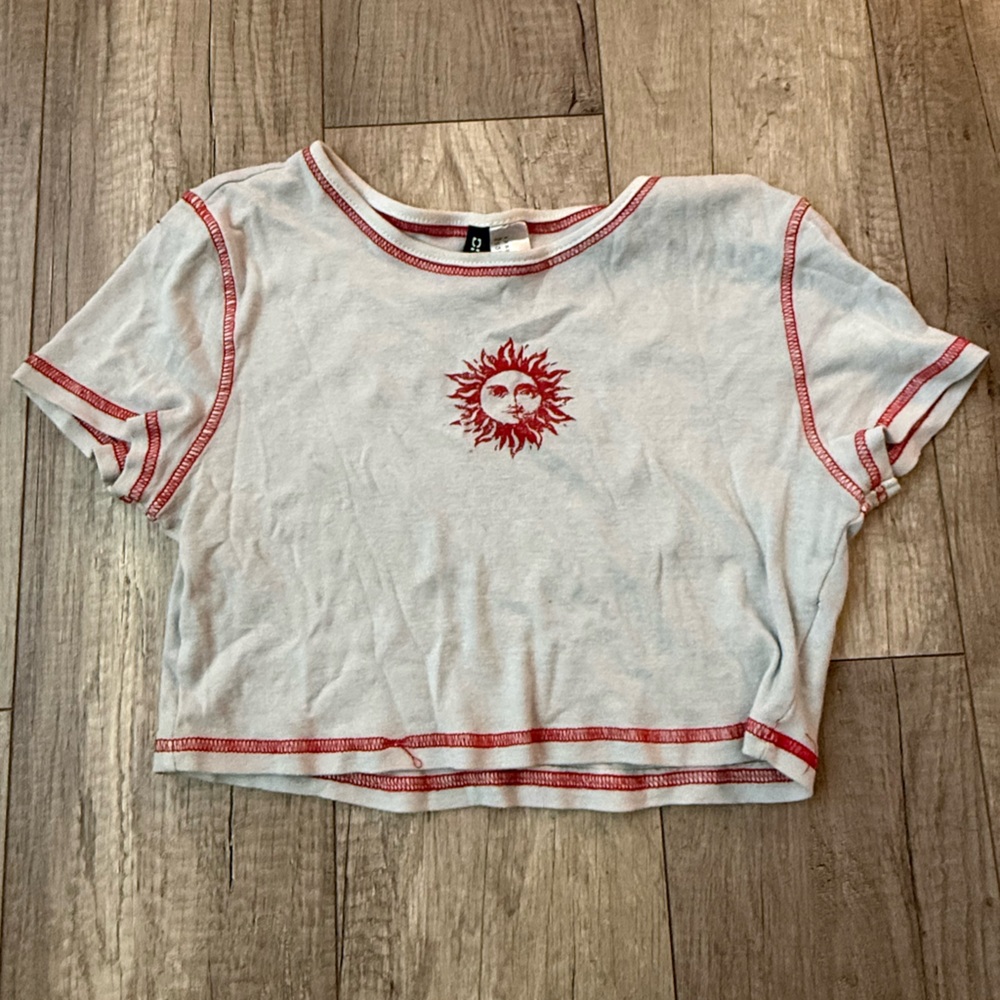 H&M White and Red Crop Top